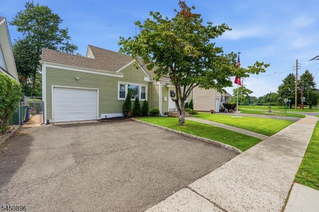 1204 Wheatsheaf Rd, Roselle Boro, NJ 07203