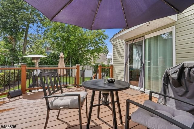 1204 Wheatsheaf Rd, Roselle Boro, NJ 07203