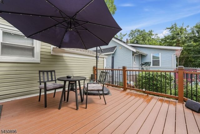 1204 Wheatsheaf Rd, Roselle Boro, NJ 07203