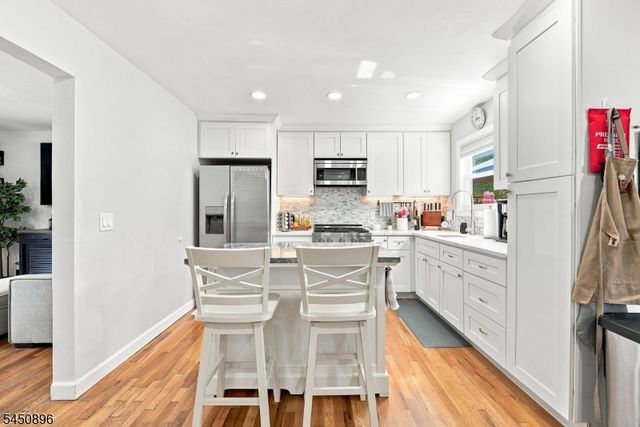 1204 Wheatsheaf Rd, Roselle Boro, NJ 07203
