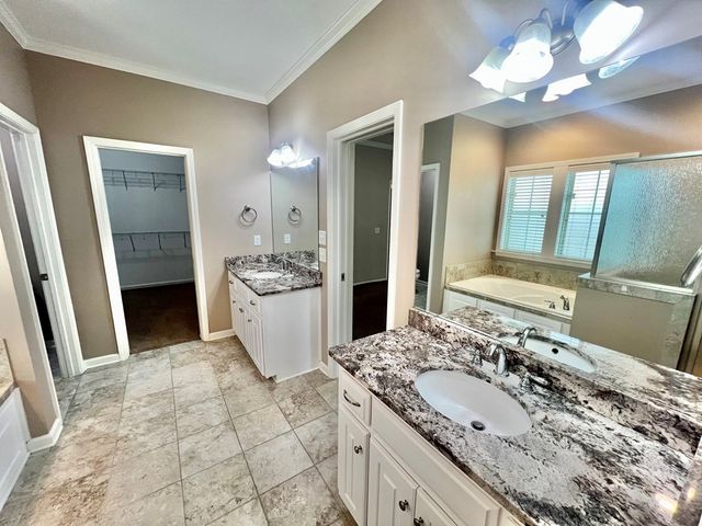 102 Middlebury Court, Dothan, AL 36301