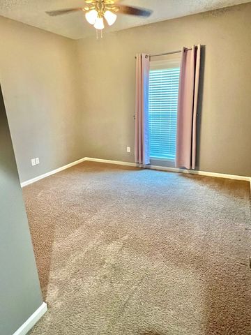 102 Middlebury Court, Dothan, AL 36301