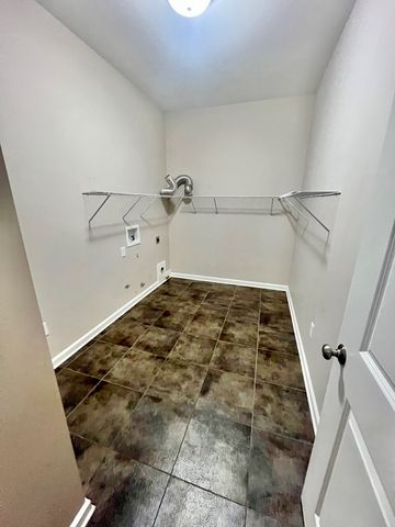 102 Middlebury Court, Dothan, AL 36301