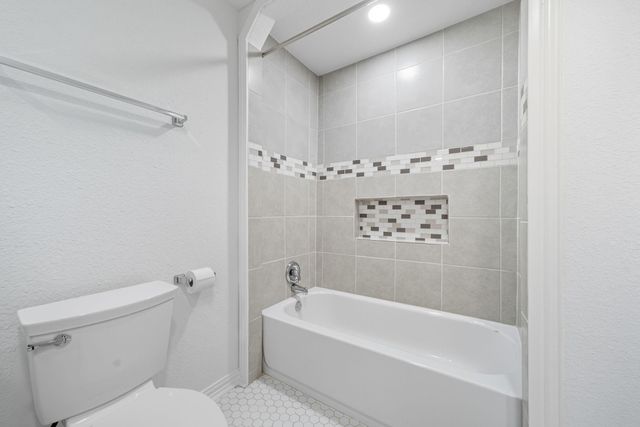 3731 Indian Mound Trail, Crosby, TX 77532