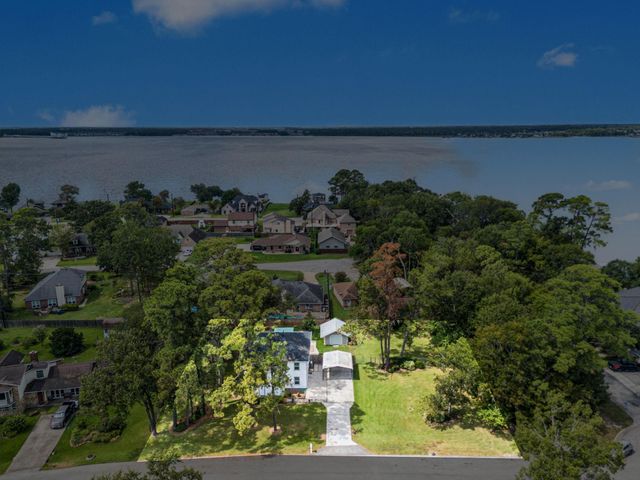 3731 Indian Mound Trail, Crosby, TX 77532