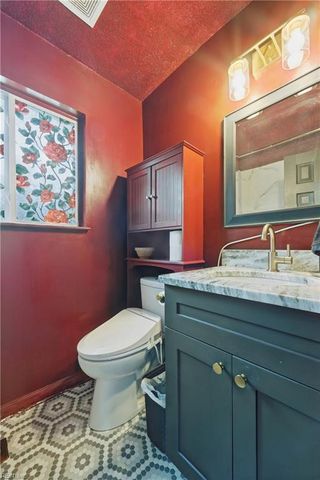 724 Hemlock AVE, Hampton, VA 23661