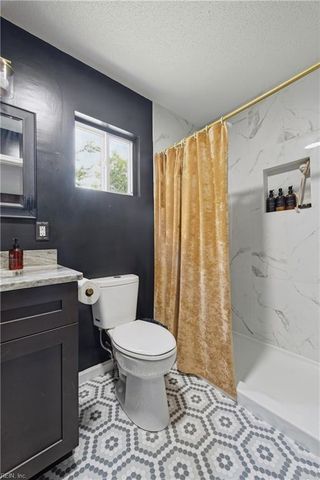 724 Hemlock AVE, Hampton, VA 23661