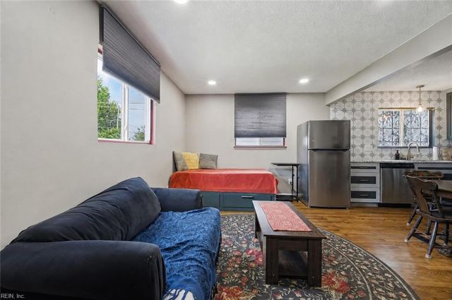 724 Hemlock AVE, Hampton, VA 23661