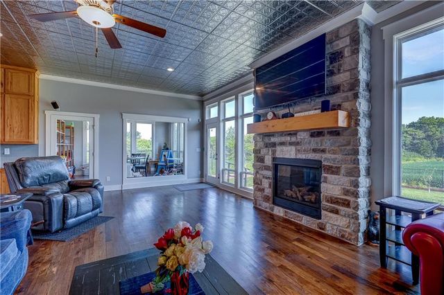 12714 S Harris Road, Greenwood, MO 64034