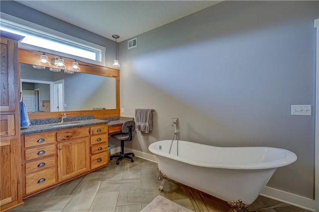 12714 S Harris Road, Greenwood, MO 64034