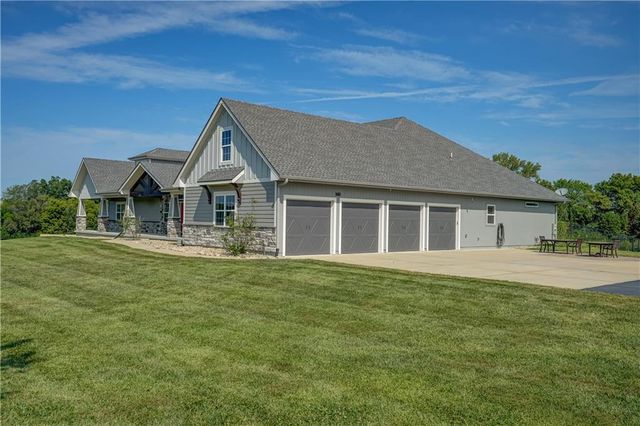 12714 S Harris Road, Greenwood, MO 64034