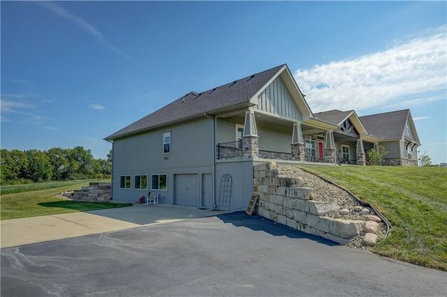 12714 S Harris Road, Greenwood, MO 64034