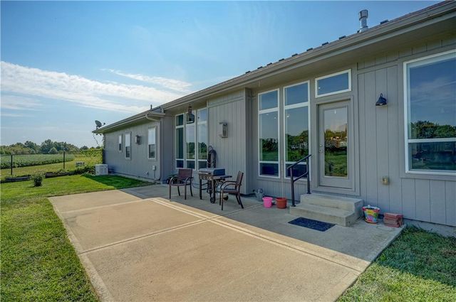 12714 S Harris Road, Greenwood, MO 64034