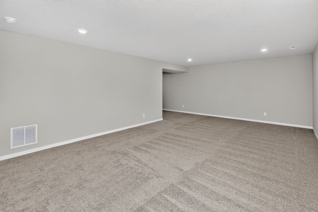 710 NE Crossing Oaks Drive, Ankeny, IA 50021
