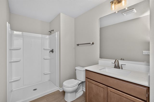 710 NE Crossing Oaks Drive, Ankeny, IA 50021