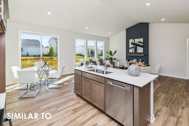 710 NE Crossing Oaks Drive, Ankeny, IA 50021