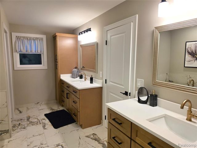 7398 Brys, Shelby, MI 48316