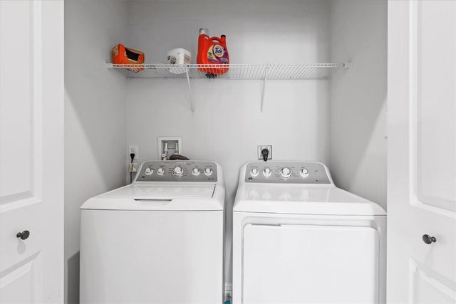 150 Curtis Ct, Ross Twp, PA 15237