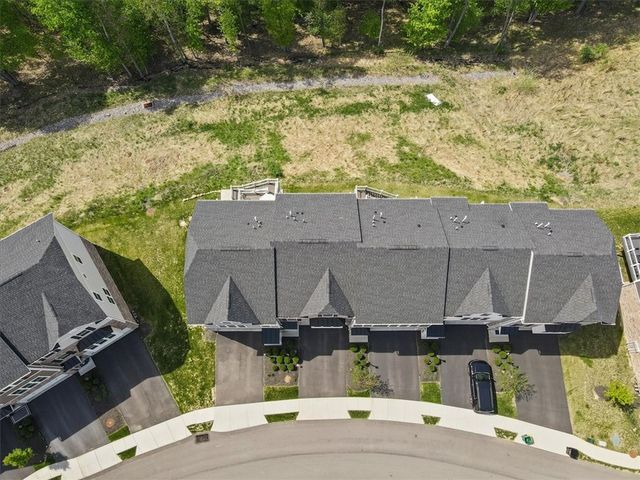 150 Curtis Ct, Ross Twp, PA 15237