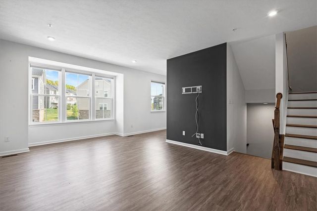 150 Curtis Ct, Ross Twp, PA 15237