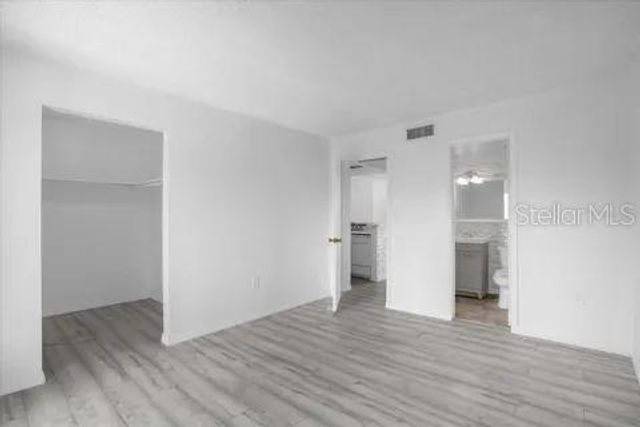 564 ORANGE DRIVE 40, Altamonte Springs, FL 32701