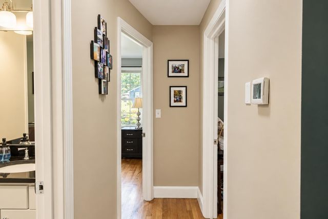 11 Beach Drive, Kingston, NH 03848