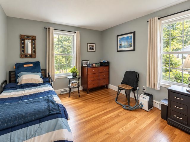 11 Beach Drive, Kingston, NH 03848