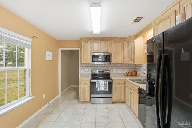 4393 Rice Rd, Milton, FL 32583