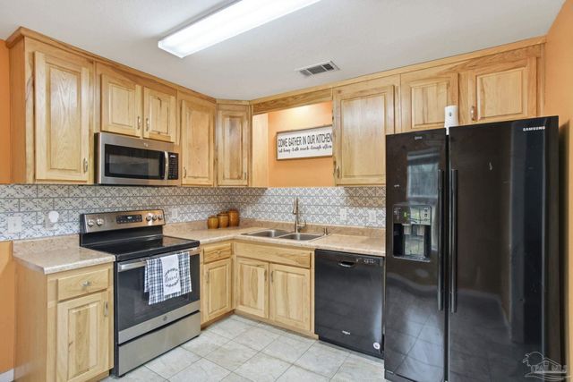 4393 Rice Rd, Milton, FL 32583