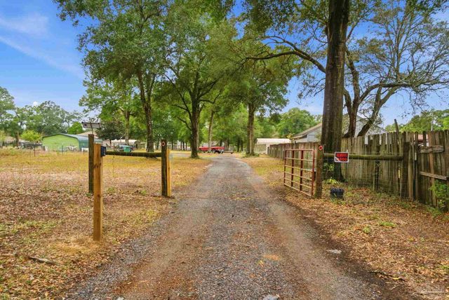 4393 Rice Rd, Milton, FL 32583