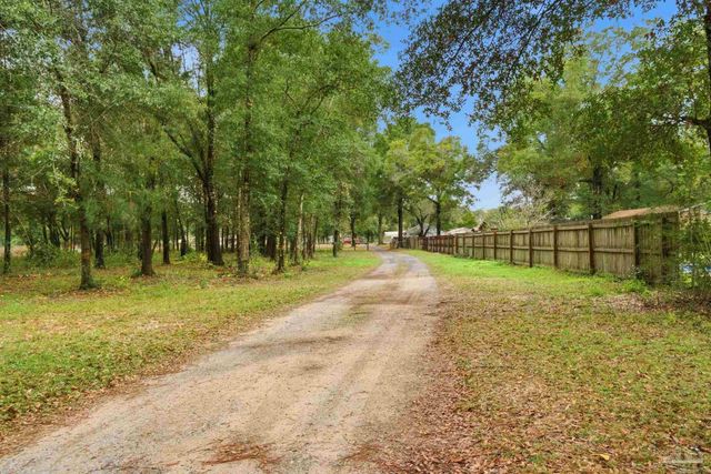 4393 Rice Rd, Milton, FL 32583