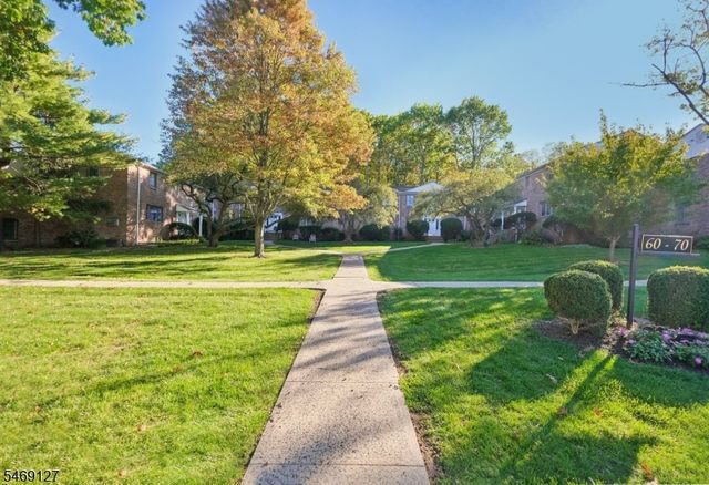 60 Troy Dr, Springfield Twp., NJ 07081