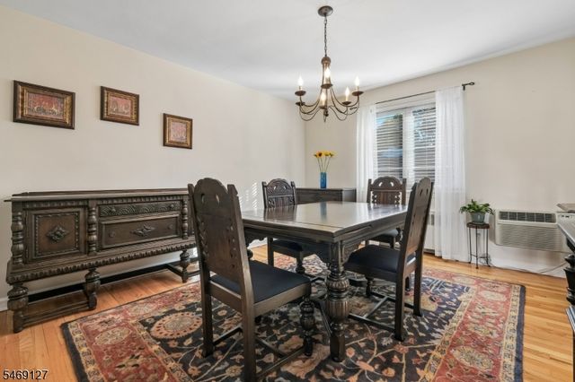 60 Troy Dr, Springfield Twp., NJ 07081