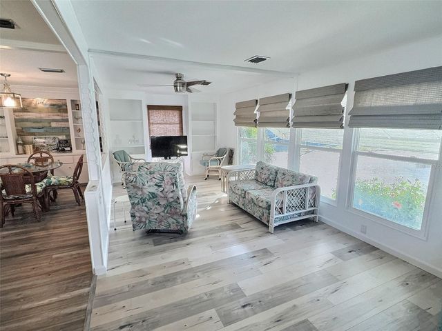 667 SUGAR PALM STREET, Largo, FL 33778