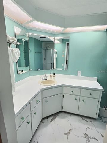 667 SUGAR PALM STREET, Largo, FL 33778