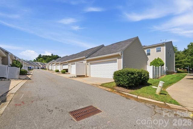 6564 Hasley Woods Drive, Huntersville, NC 28078