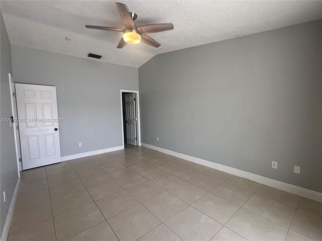11800 SW 123rd Avenue, Miami, FL 33186