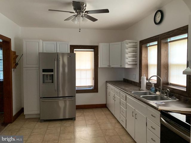 108 PARSONAGE ST, Newville, PA 17241