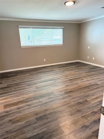 919 Longview Drive, Sugar Land, TX 77478