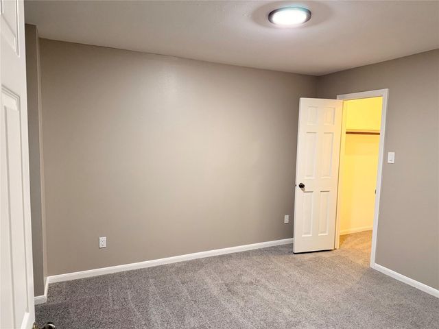919 Longview Drive, Sugar Land, TX 77478