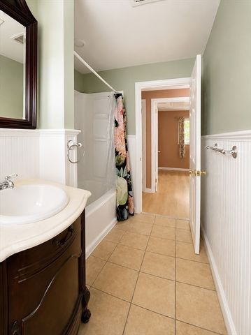 5 Elsie Rd, Brockton, MA 02302