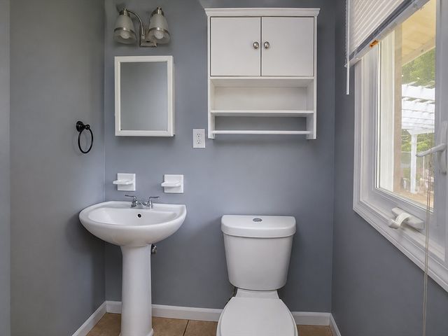 5 Elsie Rd, Brockton, MA 02302