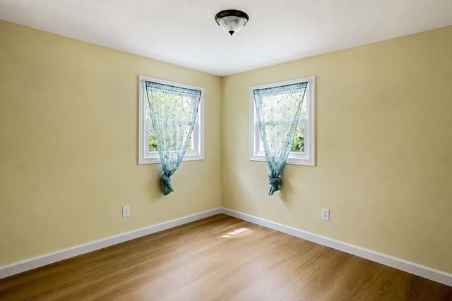 5 Elsie Rd, Brockton, MA 02302