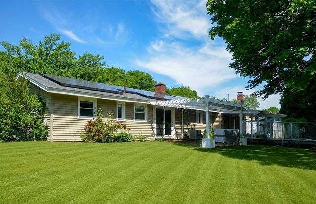 5 Elsie Rd, Brockton, MA 02302