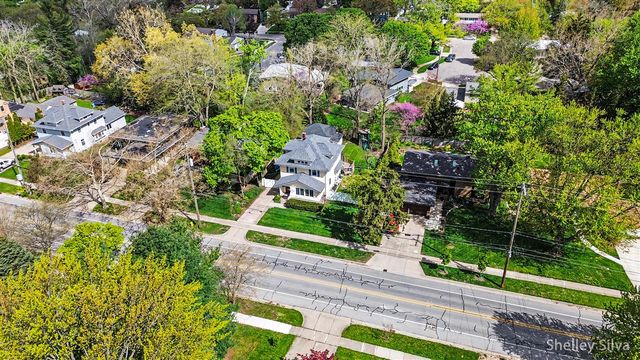 2217 Boston Street, East Grand Rapids, MI 49506