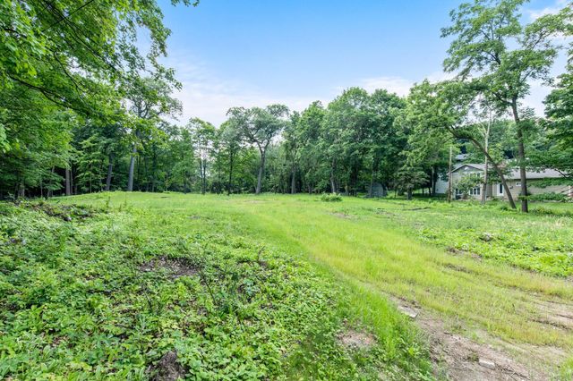 24695 Glen Road, Excelsior, MN 55331