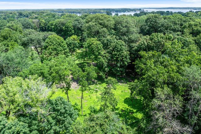 24695 Glen Road, Excelsior, MN 55331