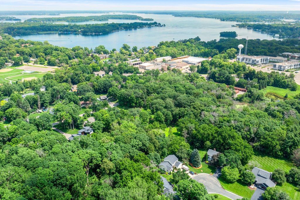 24695 Glen Road, Excelsior, MN 55331