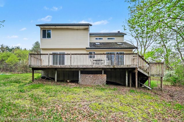 959 E Maple Street, Holly Township, MI 48442