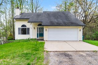 959 E Maple Street, Holly Township, MI 48442